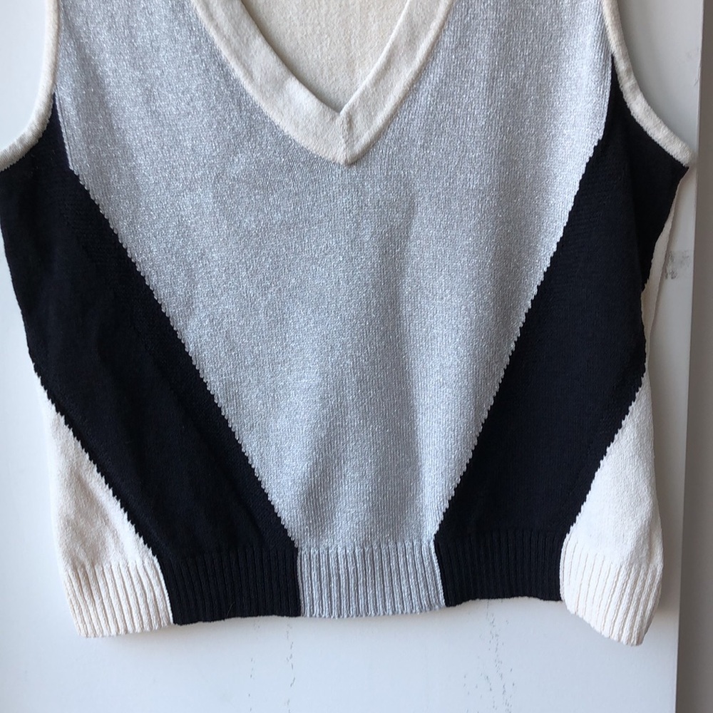 St. John Soca Metallic Color Block Vest! - image 3